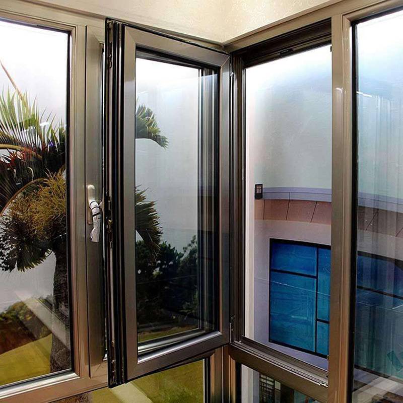 濟(jì)南市天橋區(qū)三朵云門窗加工部 匠心工藝，守護(hù)家的每一扇窗